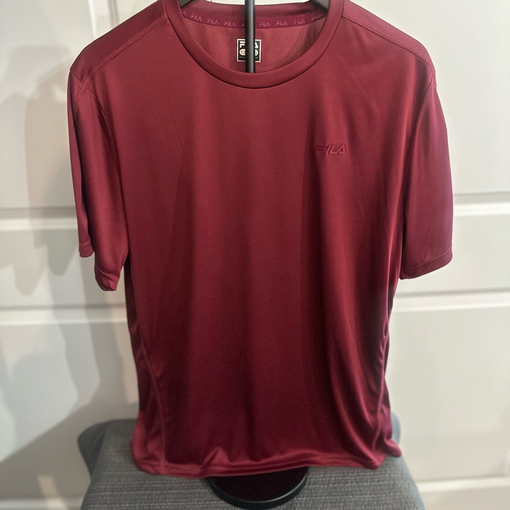 Fila Men's Burgundy Short Sleeve Tee
